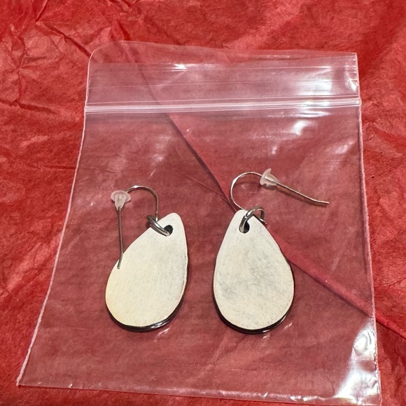 Essential Oils Black and Cream Teardrop Earrings for Pierced Ears - Picture 7 of 7